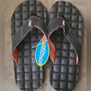 Frisky Men Flip Flops Sandals Shoes Size 8